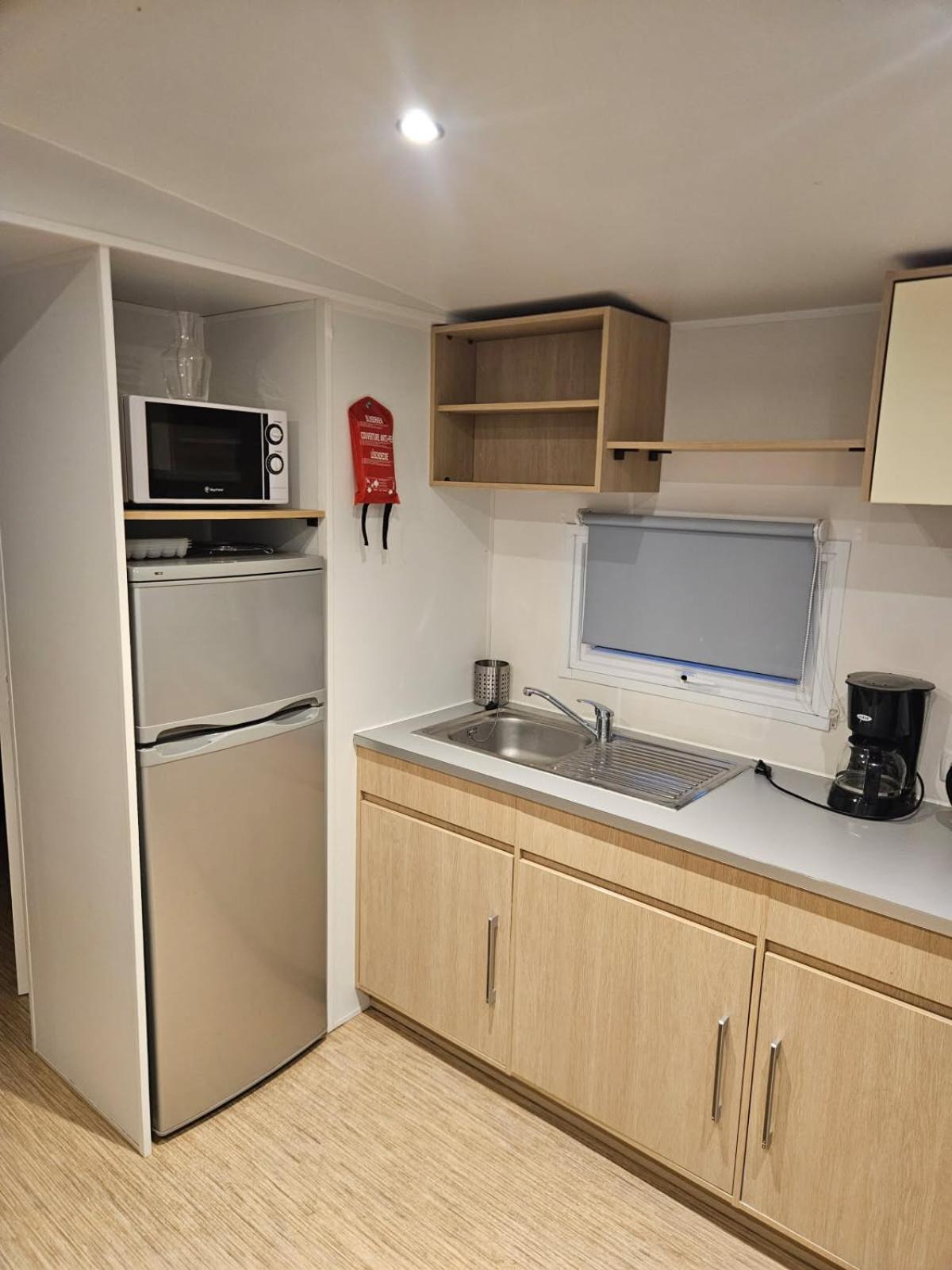 Mobil-Home 6 Personnes Cadenet Eksteriør billede